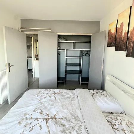 Appartement Cozy Air-conditioned With Balcony & Panoramic View